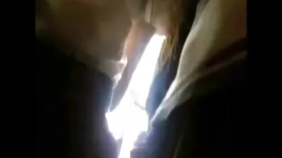 Fucking នៅក្នុងលាជាមួយមិត្តរួមបន្ទប់មួយ។