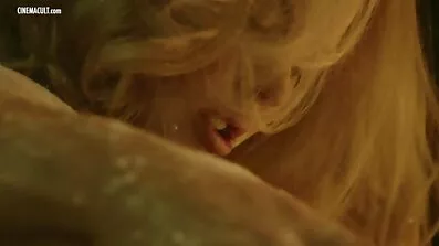 ខ្ញុំ fucked stepsister របស់ខ្ញុំមុនពេលរៀបអាពាហ៍ពិពាហ៍-cumshot នៅលើស្បៃមុខ.
