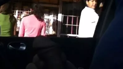 ផ្អៀងនៅលើថ្ងាសនិងនៅក្នុង pussy នៃ Madi លោកខូលីន។