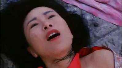 Cumshot នៅលើថ្ងាស។