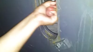 ក្មេងស្រីពិការភ្នែក fucked ដោយបុរសម្នាក់.