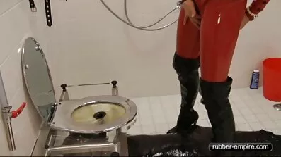 Fucked នៅក្នុងប្រេងជាមួយនាង Penelop កាកា