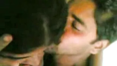 Fuck ផ្ទះបាយនិងជាដើមនៅលើ pubes ក្រហម Lac Lenn lennon របស់។
