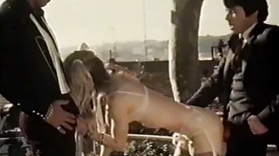 បងប្រុស fucked ចៃដន្យ។