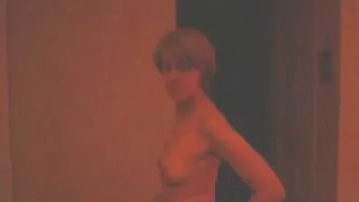 Fucks ជនបរទេសអ្នកជិតខាងវ័យក្មេង។